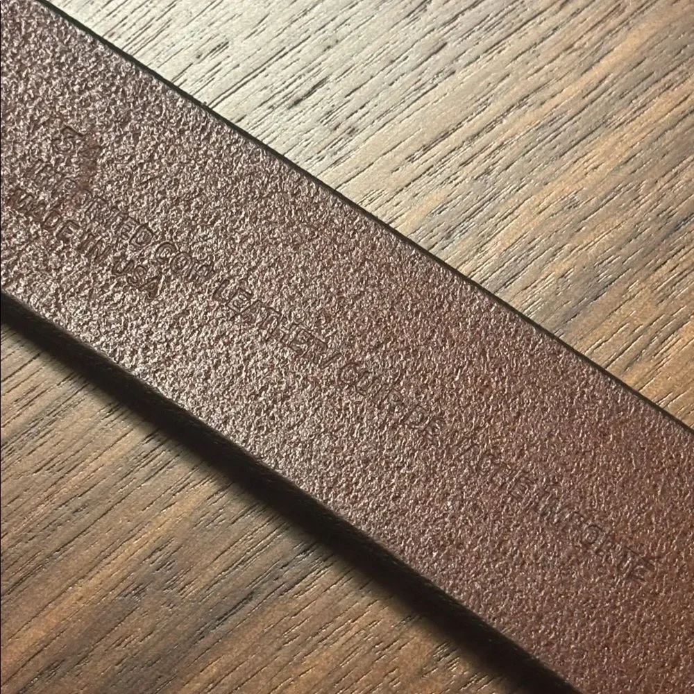 Banana Repubulic Men's Brown Leather Belt - Size 34